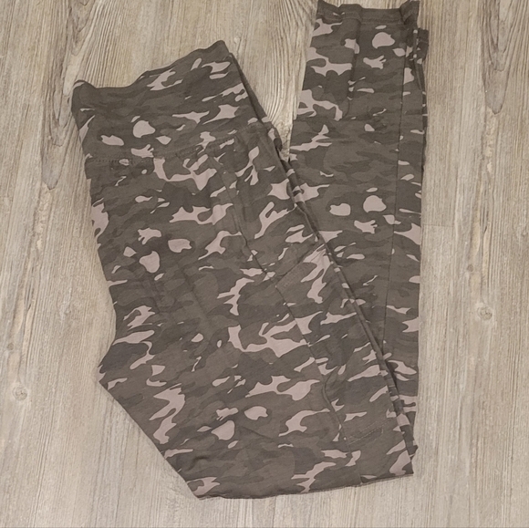 Women's Camo Print Mid-Rise Cotton Cell Phone Side Pocket Leggings Size Large - Picture 5 of 9